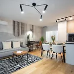 Superb Unirii Square View Large 1br Flat - 609 아파트 부쿠레슈티