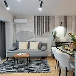 Superb Unirii Square View Large 1br Flat - 609 * Boekarest