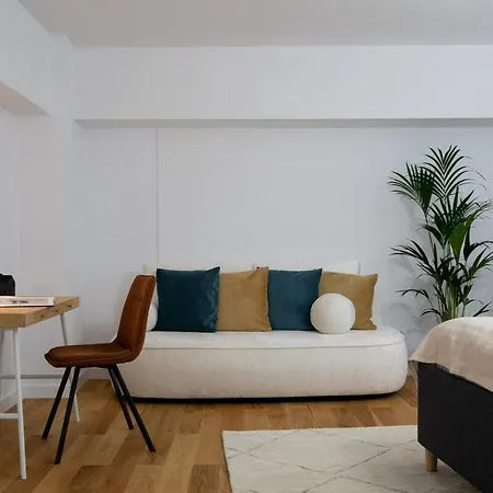 Superb Unirii Square View Large 1br Flat - 609 아파트