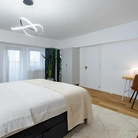 Superb Unirii Square View Large 1br Flat - 609