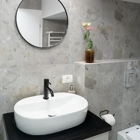 Apartment Superb Unirii Square View Large 1br Flat - 609 *