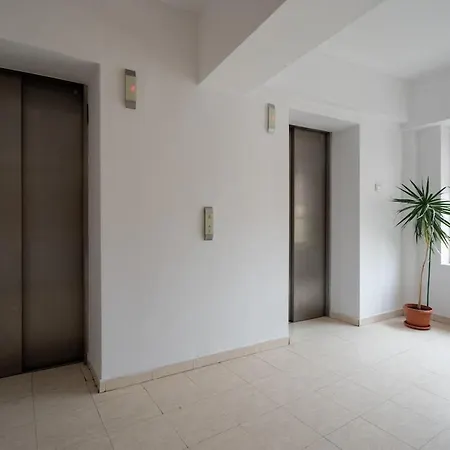 Apartment Superb Unirii Square View Large 1br Flat - 609