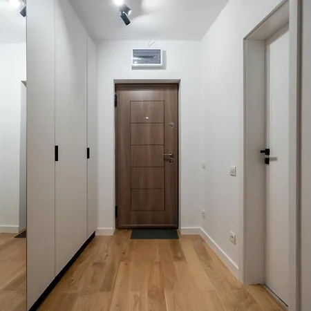 Superb Unirii Square View Large 1br Flat - 609 *