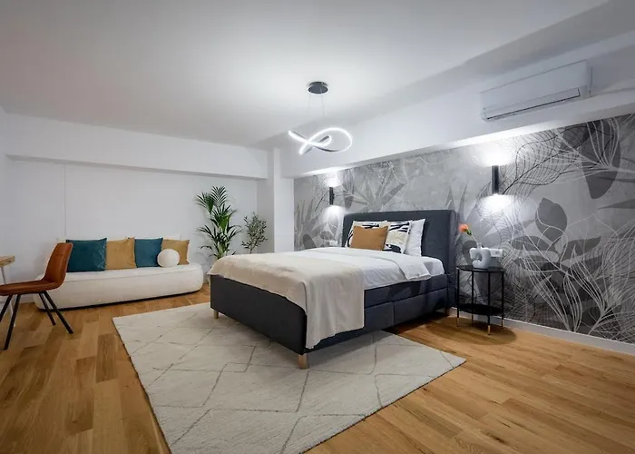 Apartment Superb Unirii Square View Large 1br Flat - 609 Bucharest