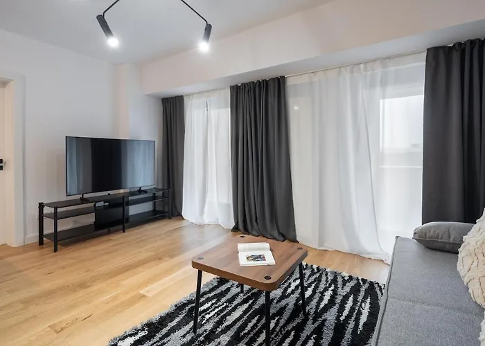Apartment Superb Unirii Square View Large 1br Flat - 609 *