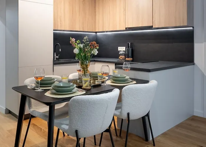Superb Unirii Square View Large 1br Flat - 609 Apartment *